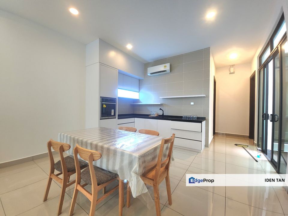 Estuari Gardens Double Storey Superlink House Fully Renovated & Fully Furnished Unit For Sale Near Iskandar Puteri, , Johor, Nusajaya