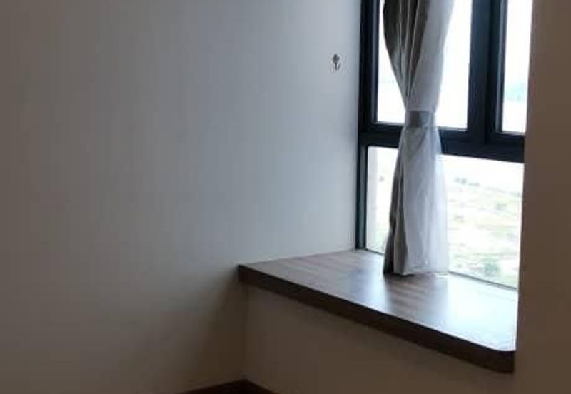 Baypoint @ Country Garden Danga Bay