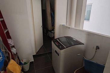 The Pinnacles (Pinnacle Tower)