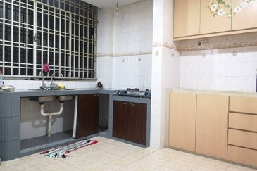 Sri Kenari Apartment