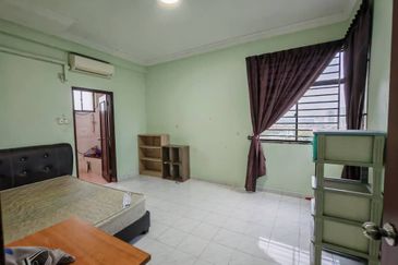 Mewah View Luxurious Apartments