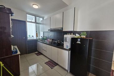 SKS Habitat Apartment, Larkin