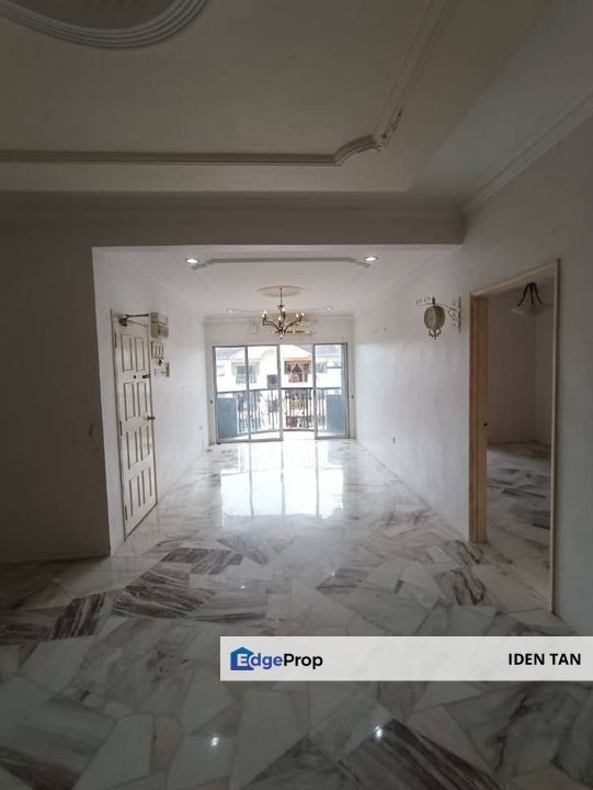 Pangsapuri Taman Desa Kempas Top Floor Unit Near Kempas Banjaran, Bukit Kempas, Taman Anggerik, Impian Emas, Kempas Baru, Setia Tropika, Kempas,Tampoi, Johor, Johor Bahru