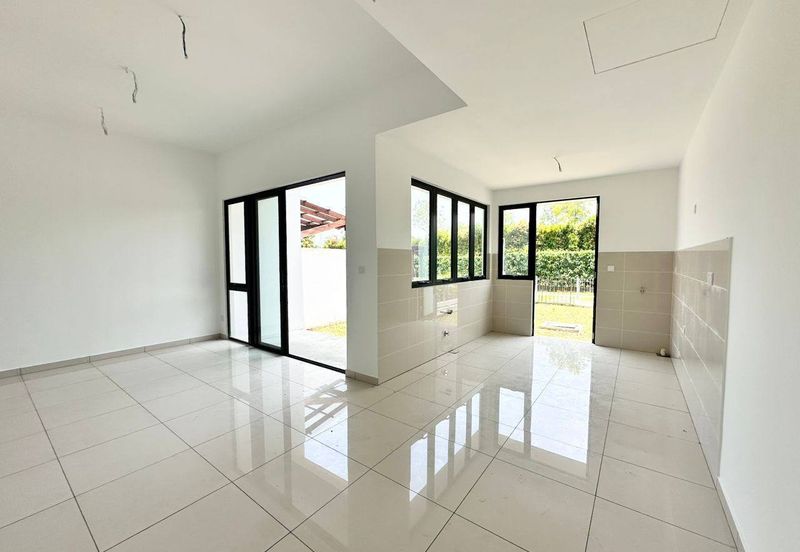 Sunway Citrine Lakehomes