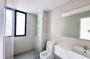 Sunway Citrine Lakehomes