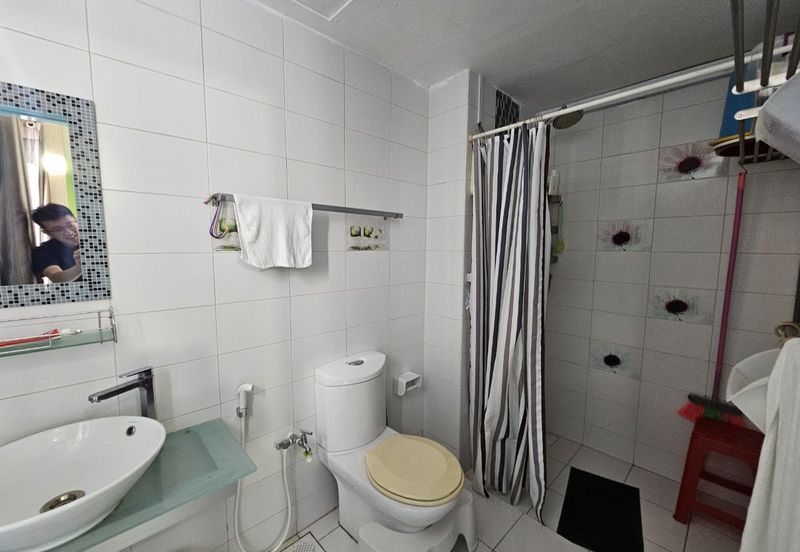 Dedaun Hijau (Greenfield Regency)