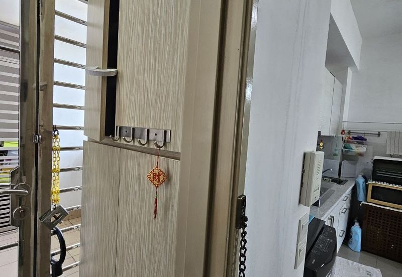 Dedaun Hijau (Greenfield Regency)