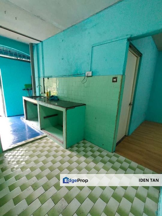 Flat Cempaka Tampoi Ground Floor Unit For Sale Near Taman Cempaka, Taman Dahlia, Taman Johor, Bukit Mewah, Tampoi Indah, Tampoi Utama, Tampoi, Johor, Johor Bahru