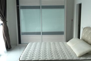 Sky Loft Premium Suites, Bukit Indah