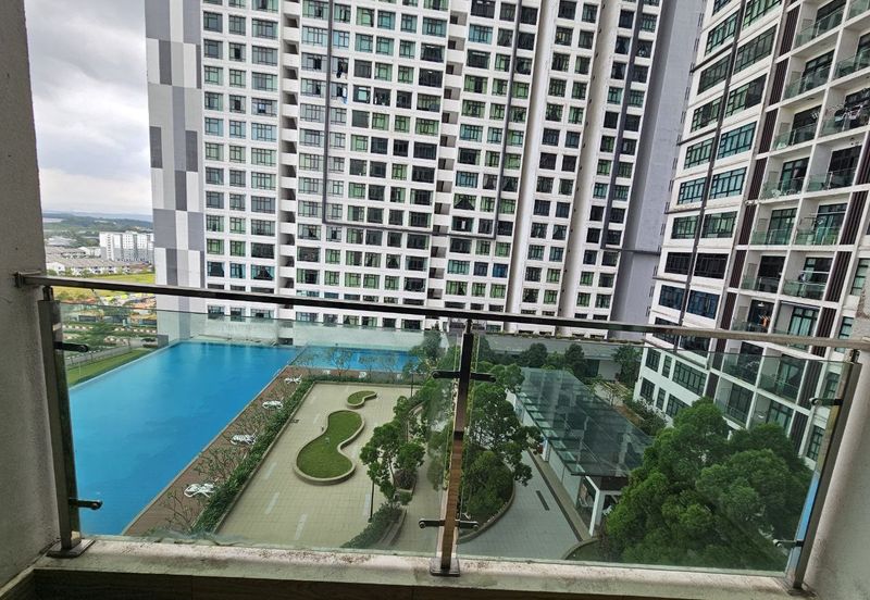 D'Summit Residences @ Kempas Utama