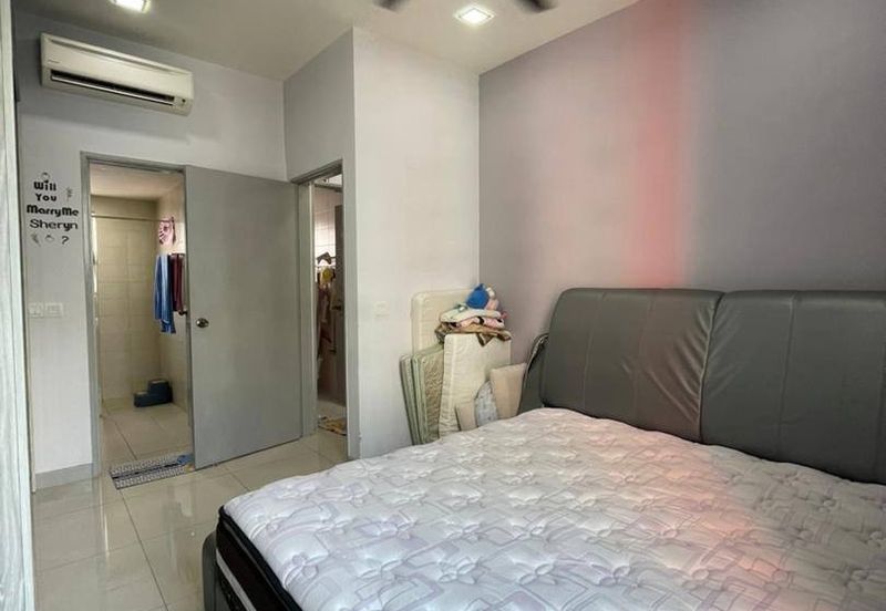 Dedaun Hijau (Greenfield Regency)