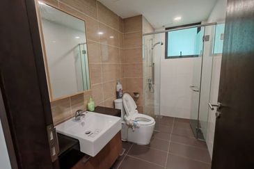 Ponderosa Lakeside Luxury Apartments