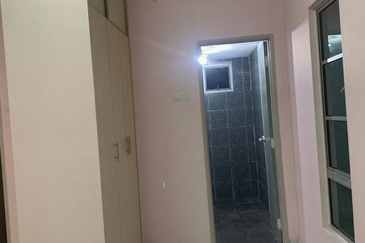 M'Tiara Apartment @ Larkin Idaman