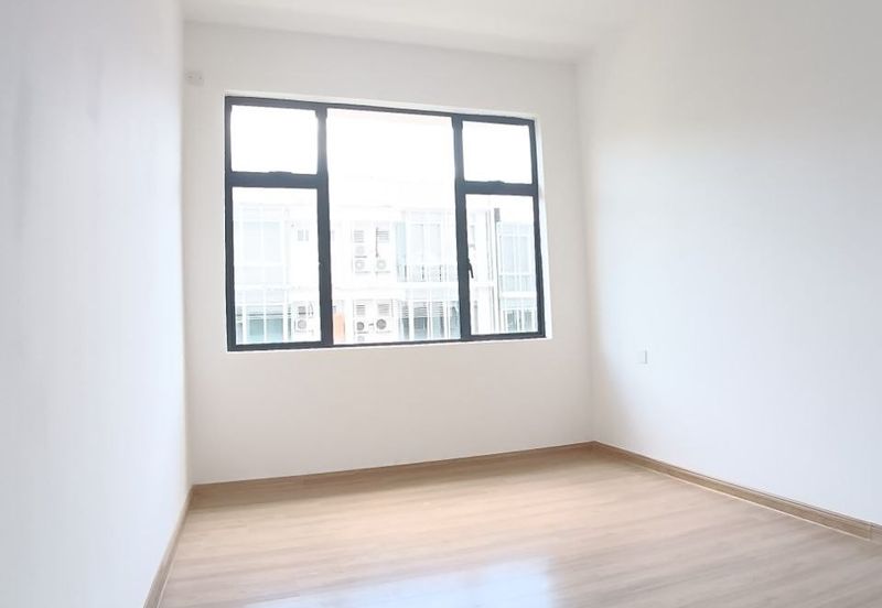 Laman Harmoni @ Country Garden Central Park