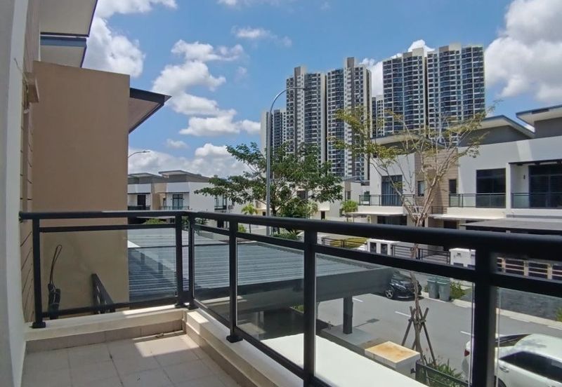 Laman Harmoni @ Country Garden Central Park