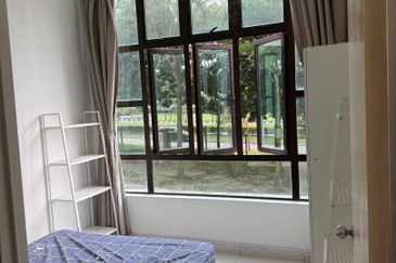 D'Summit Residences @ Kempas Utama