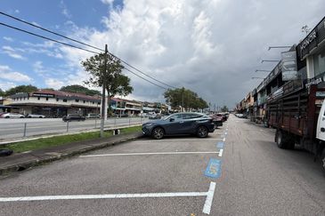 Taman Ungku Tun Aminah