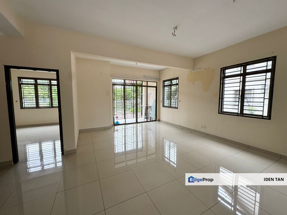 Bandar Dato Onn Double Storey Terrace House End Lot For Sale Near Bukit Mutiara, Nasa City, Setia Tropika, Austin Duta, Kempas Utama, Seri Austin, Johor, Johor Bahru