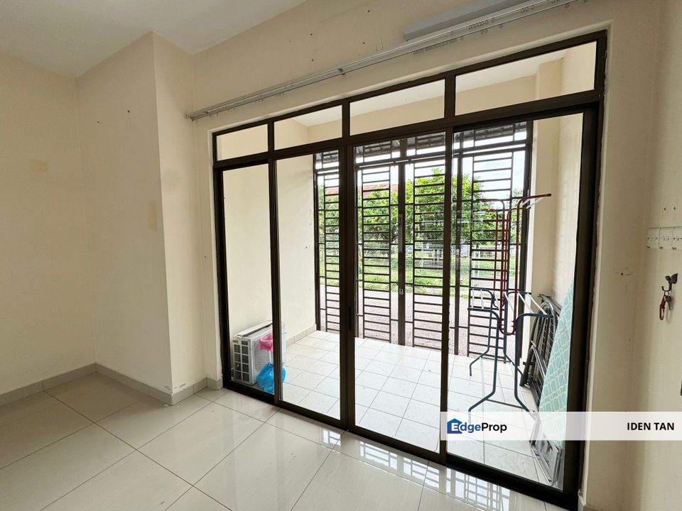 Bandar Dato Onn Double Storey Terrace House End Lot For Sale Near Bukit Mutiara, Nasa City, Setia Tropika, Austin Duta, Kempas Utama, Seri Austin, Johor, Johor Bahru