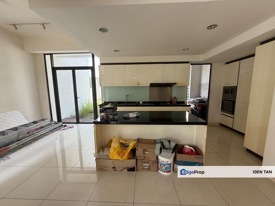 Avira Medini Iskandar Double Storey Terrace House For Sale Near Sunway Iskandar, Sunway Emerald Residence, Sunway Citrine Lakehomes, Medini, Nusajaya, Johor, Nusajaya
