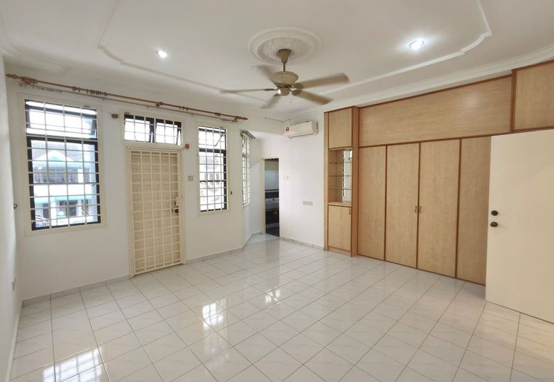 Taman Desa Cemerlang