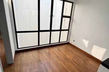 The Canal Garden South, Horizon Hills