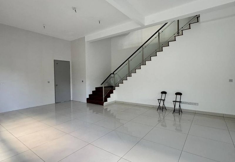 The Canal Garden South, Horizon Hills