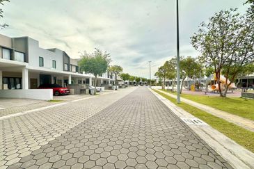 Sunway Citrine Lakehomes