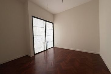 Avira Garden Terraces @ Medini