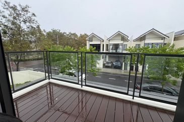 Avira Garden Terraces @ Medini