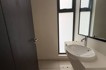 Avira Garden Terraces @ Medini