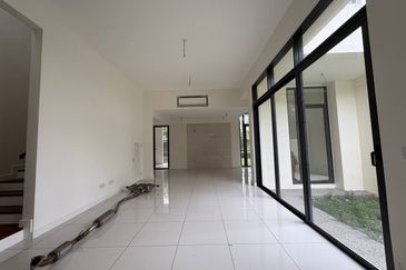 Avira Garden Terraces @ Medini