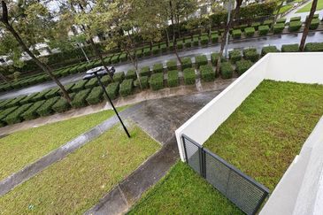 Avira Garden Terraces @ Medini
