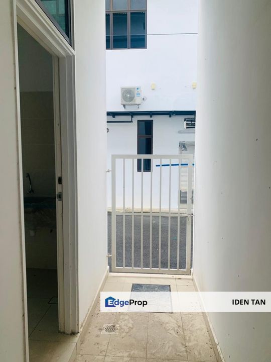 Uda Utama Double Storey Terrace House Original Unit For Sale Near Nusa Bestari, Danga Sutera, Perling, Nusa Duta, Bukit Indah, Sutera Utama,Tun Aminah, Johor, Skudai