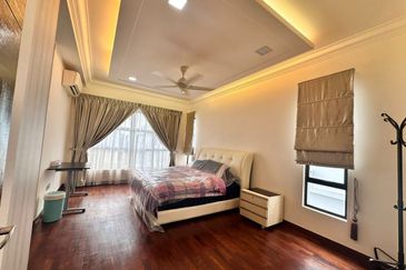 The Canal Garden South, Horizon Hills