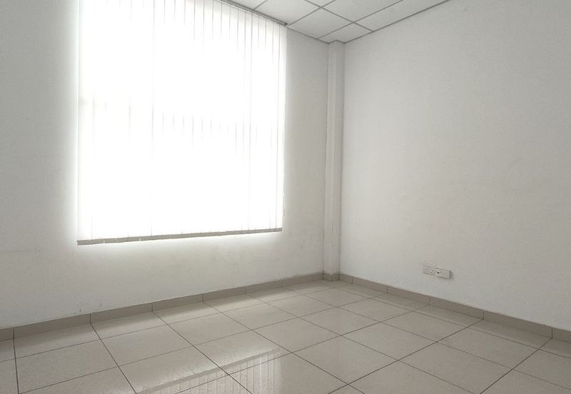 Kempas Utama Industrial Park