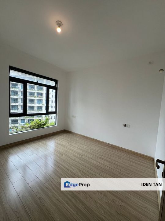 Regalia Park @ Forest City Service Apartment For Sale Near Ataraxia Bay, Gelang Patah, Eco Botanic, Eco Nest, Nusa Heights, Impiana East Ledang,Medini, Johor, 