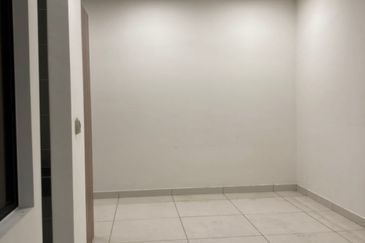 The Canal Garden South, Horizon Hills