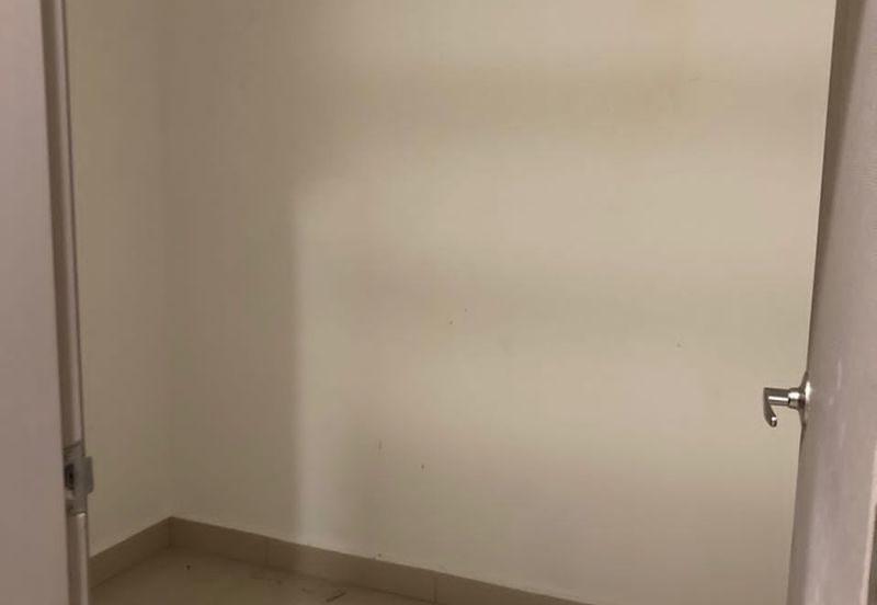 The Canal Garden South, Horizon Hills