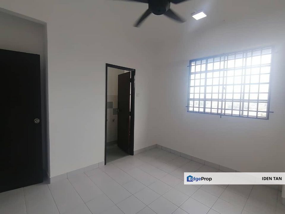 Sri Impian Apartment @ Larkin Perdana For Sale Near Larkin Heights, D'Larkin, M Condo, SKS Habitat, Suriamas, Larkin Idaman, Larkin Indah, Larkin Jaya, Johor, Johor Bahru