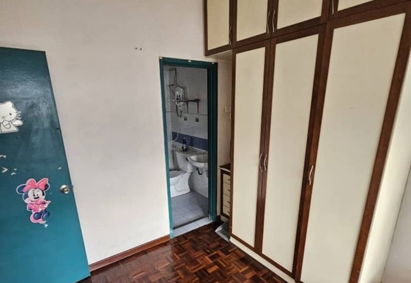 Sri Kenari Apartment