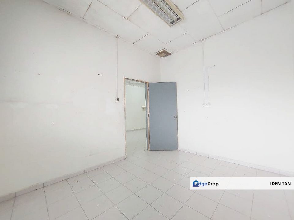 Tun Aminah Single Storey Terrace House End Lot For Sale Near Taman Nesa, Skudai Indah, Mutiara Rini, Sutera Utama, Seri Orkid, Skudai Baru, Skudai, Johor, Skudai