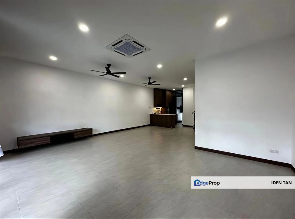 Aurora Sentral Double Storey Superlink Renovated Unit For Sale Near Iskandar Puteri, Eco Botanic, Horizon Hills, Senadi Hills, Bukit Indah, Estuari , Johor, 