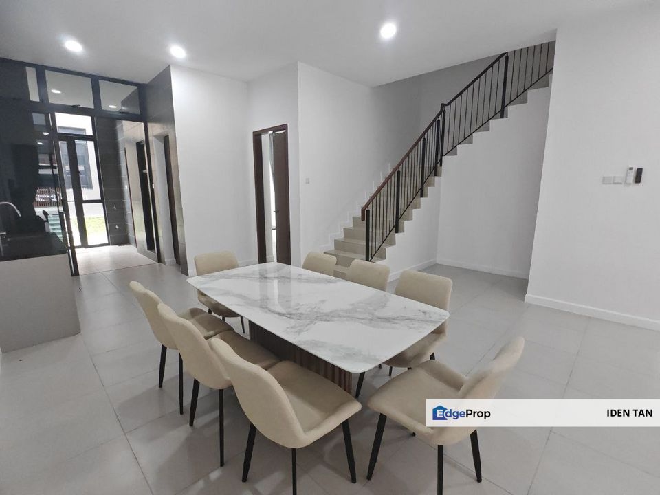 Aurora Sentral Double Storey Superlink House Fully Furnished Unit For Sale Near Eco Botanic, Senadi Hills, Bukit Indah, Horizon Hills, Iskandar Puteri, Johor, 