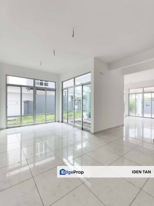 Mutiara Rini Double Storey Semi-D Original Condition For Sale Near Mutiara Bestari, Mutiara Mas, Mutiara Utama, Skudai Indah, Tun Aminah, Skudai Baru, Johor, Skudai