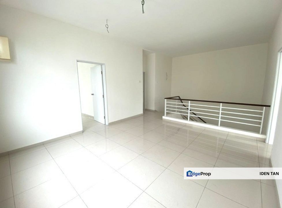Danga Sutera Double Storey Superlink Original Bare Unit For Sale Near Sutera Utama, Uda Utama, Nusa Bestari, Bukit Indah, Perling, Tun Aminah, Skudai, Johor, Skudai