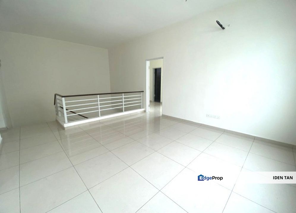 Danga Sutera Double Storey Superlink Original Bare Unit For Sale Near Sutera Utama, Uda Utama, Nusa Bestari, Bukit Indah, Perling, Tun Aminah, Skudai, Johor, Skudai
