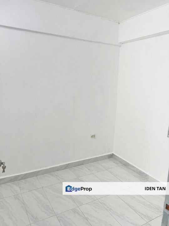 Flat Temenggong Kulai For Sale Near Bandar Indahpura, Taman Selatan, Taman Kulai, Kulai Besar, Bandar Putra, Taman Sri Harmoni, Taman Industri Kulai, Johor, Kulai