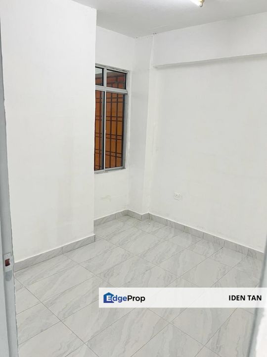 Flat Temenggong Kulai For Sale Near Bandar Indahpura, Taman Selatan, Taman Kulai, Kulai Besar, Bandar Putra, Taman Sri Harmoni, Taman Industri Kulai, Johor, Kulai