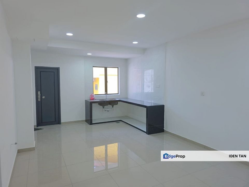 Sri Putri Kulai Double Storey Terrace House Fully Renovated Unit For Sale Near Lagenda Putra, Industri Kulai, Bandar Indahpura, Bandar Putra, Kulai , Johor, Kulai